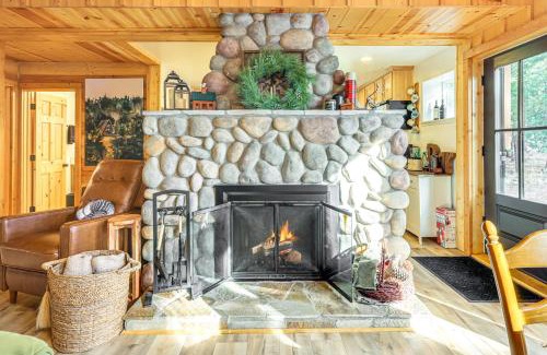 Twain Harte House | Walk to Golf, Lake Twain Harte Cabin with Fireplace