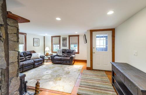 Bethlehem Apartment | Walk to Memorial Park Pet-Friendly Bethlehem Home
