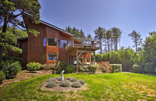 South Beach House | Walk to Ocean Home with Hot Tub in South Beach!