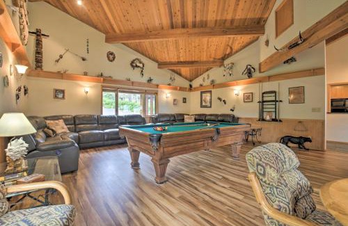 South Beach House | Walk to Ocean Home with Hot Tub in South Beach!