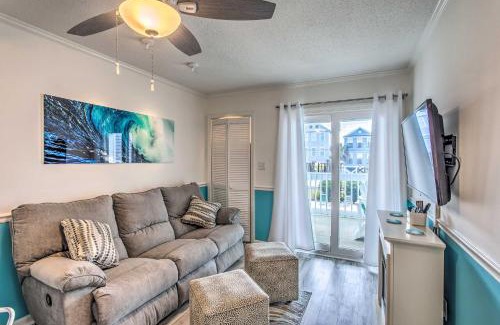 Surfside Beach Apartment | Walk to Ocean Surfside Beach Condo with Pool Access