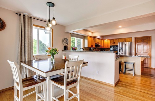 Highlands Ranch House | Walk to Rec Center: Spacious Highlands Ranch Home