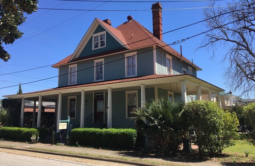 Washington Condo | Walk to the Downtown Harbor District and scenic watefront