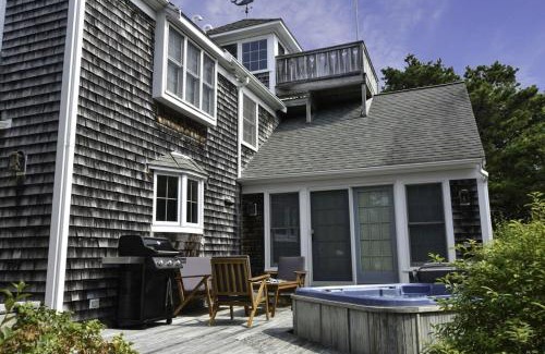 North Eastham House | Walk to Water Hot Tub & Game Room