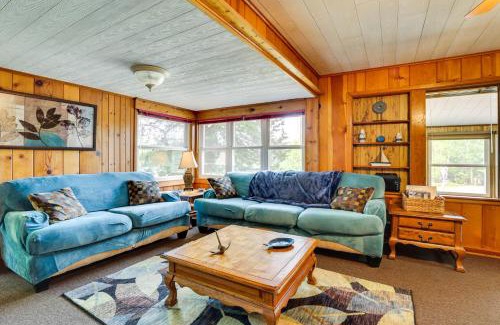 Bagley House | Walk to Wyalusing Beach Cabin with River View!