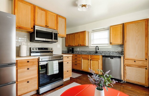 Hamilton House | Walk2SpookyNook~GameRoom~Theater~Modern~MiamiOH~