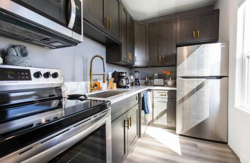 University Heights Apartment | Walkable - Restaurants - Large Patio - Ac