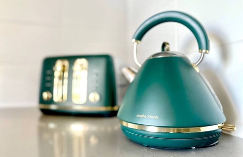 Yanakie House | Wamoon Retreat - The Apartment ~ Luxury Gateway to Wilsons Prom