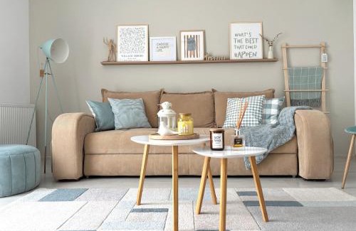 Rasnov Apartment | Wanderlust Home Mint, Rasnov Apt for 4, Wifi and Free Parking