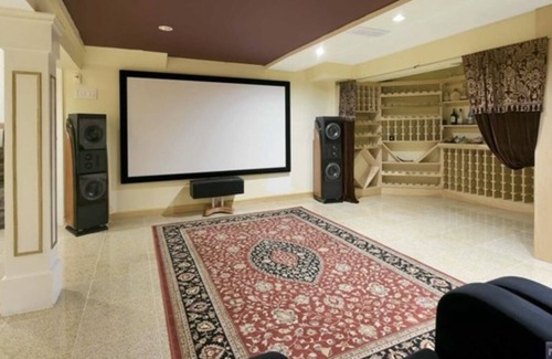 Upper Saddle River House | Warm and lovely spacious home with theater room, game room and pool