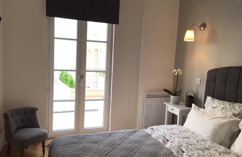 Chantiers Apartment | Warm apartment Palace of Versailles