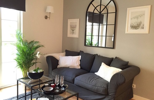 Chantiers Apartment | Warm apartment Palace of Versailles