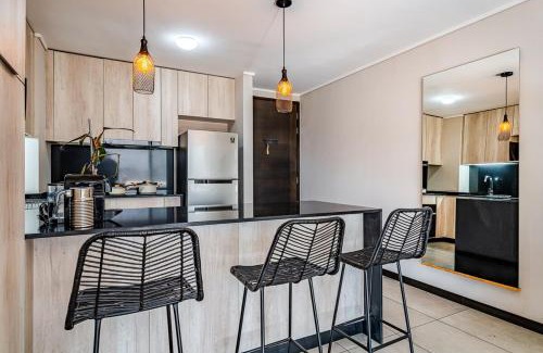 Las Condes Apartment | Warm, Central and Modern Apartment