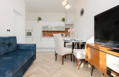 Pruszkow Apartment | Warsaw Pruszków Apartment by Renters