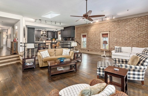 King City Condo | Watch all the goings on in the village from your deck overlooking Mallery St.