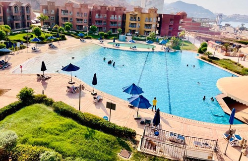 Ras Sudar Ski Chalet | Water Front-Porto Sokhna-For Familis