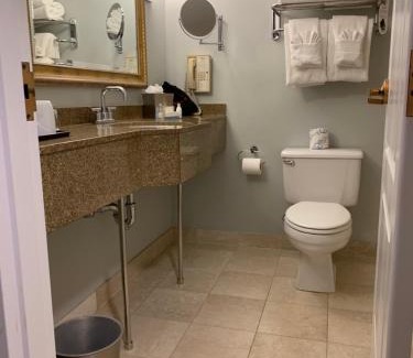 Westbrook Center Resort | Water's Edge Resort & Spa