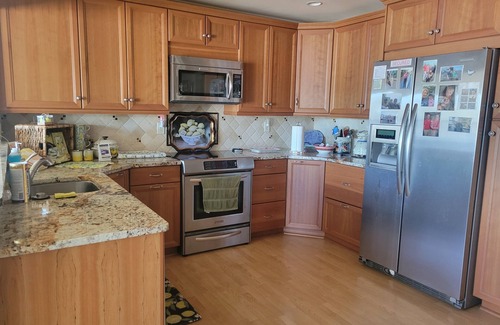 Osbornsville House | Waterfront! 2-bedroom house with amazing views & all the comforts of home!