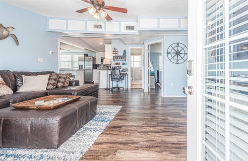 Galveston County House | Waterfront! Amazing views! Minutes from Galveston and Kemah!