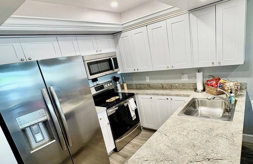 Clewiston Condo | Waterfront Condo by the Marina