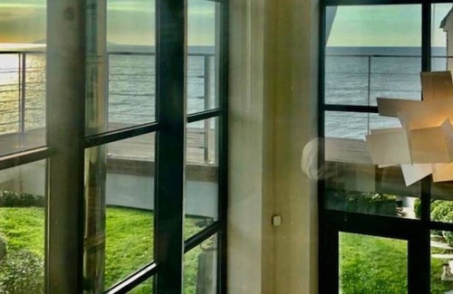 Pietranera Villa | Waterfront villa, Swimming pool, Hammam, Fitness room