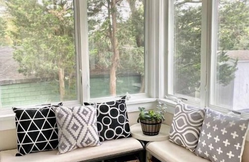 Mattituck House | Waterfront home with private dock & bocce court!