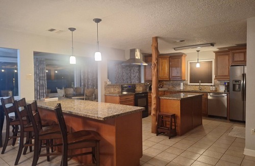 Willis House | Waterfront Lake Conroe w/Boat Launch