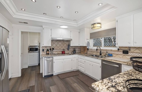 Lake San Marcos House | Waterfront Lakeview & Mountainview Escape+King&Queen Bed+Kayaks+Boat Rentals