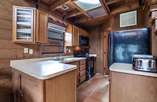 Okeechobee Cabin | Waterfront Log Cabin