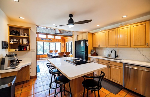 Long Point Cottage | Waterfront Oasis | Walk to Beach, Free Kayaks & Private Boat Slip!