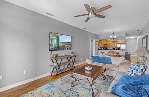 Steinhatchee Condo | Waterfront Rivers Edge Condo #2D-Bldg 1 *ASSIGNED BOAT SLIP & COVERED PARKING!