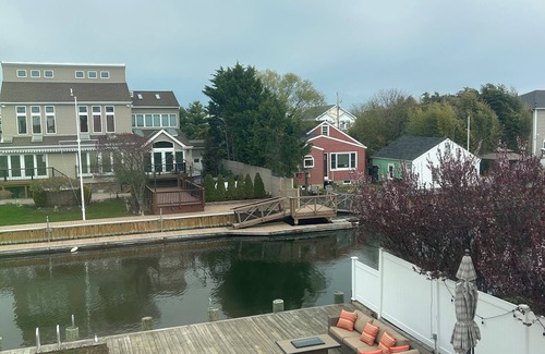 Massapequa Apartment | Waterfront Studio With Private Keypad Entry in Massapequa!