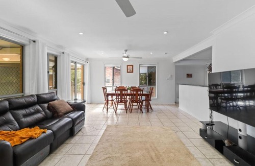 Dora Creek House | Waterside Escape