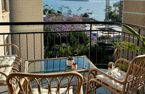 Elizabeth Bay Apartment | Waterview Sunny Oasis 2BR with harbour views and pool