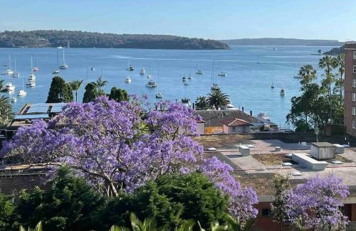 Elizabeth Bay Apartment | Waterview Sunny Oasis 2BR with harbour views and pool