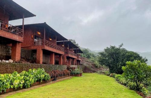 Ambavna Hotel | Waves and Vibes Resort