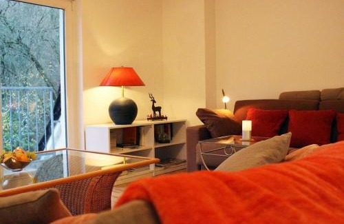 Bad Suderode Apartment | Weisses-Haus-am-Kurpark-Fewo-Bergblick