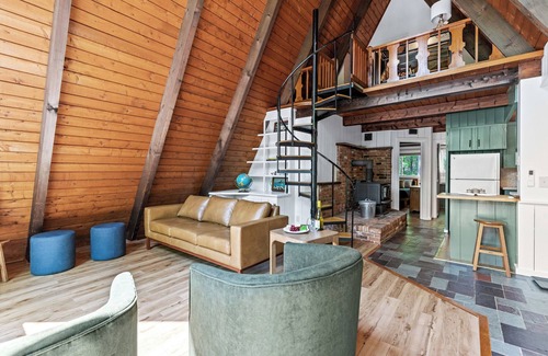 York Beach House | Welcome to 26 Horn Road – Your Seaside Retreat in York Beach!