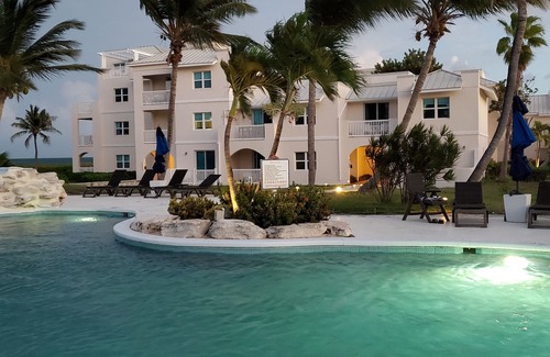 Wheeland Settlement Condo | Welcome To Dolloa! Your Turks & Caicos Spacious & Breezy 2,200 Sq Ft Oasis!