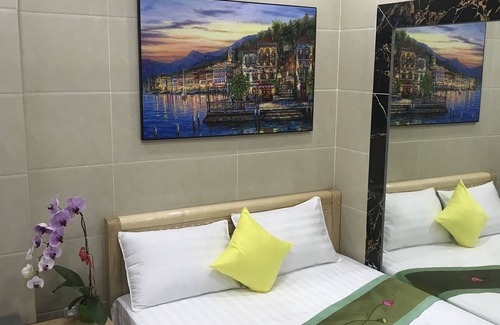 Ben Thanh Hotel | Welcome to hotel you and me, you pick the right one to explore