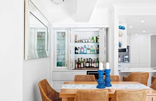 Denhams Beach House | Welcome to Margs at Denhams. A magnificant seaside apartment.