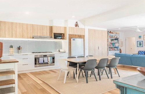 Ocean Shores House | Welcome To Paperbark