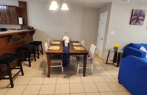 Edinburg House | Welcome to The Gathering Place Wi-Fi, Games, Comfort and More