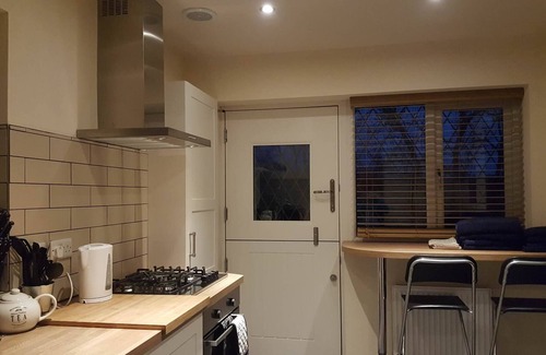 Hendrerwydd Cottage | Welcome to Tuolumne Cottage