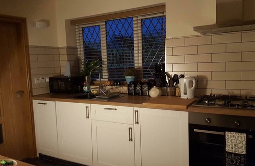 Hendrerwydd Cottage | Welcome to Tuolumne Cottage