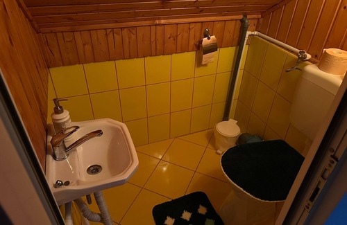 Recea Ski Chalet | Welcoming chalet with WiFi in Dejani - 5 bedrooms available