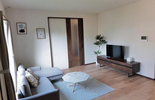 Taketomi-jima Taketomi-cho House | WELL/石垣島の市街地にあるオシャレな家