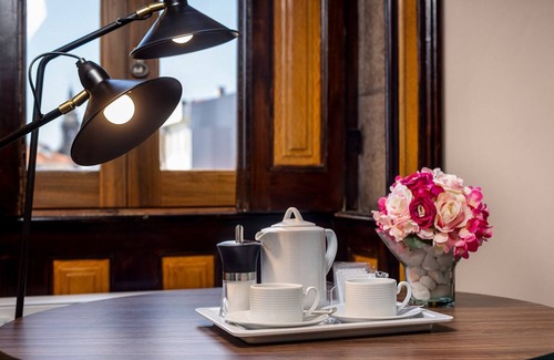 Centro / Baixa Apartment | Well-maintained air conditioned studio in Porto