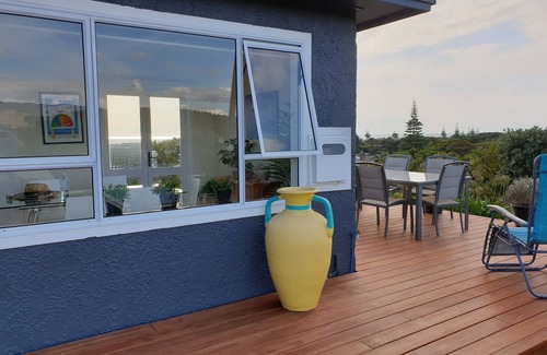 Otaki Beach House | Well presented bach with great views at Otaki Beach