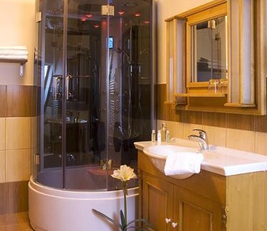 Prichovice Hotel | Wellness hotel V Nebi